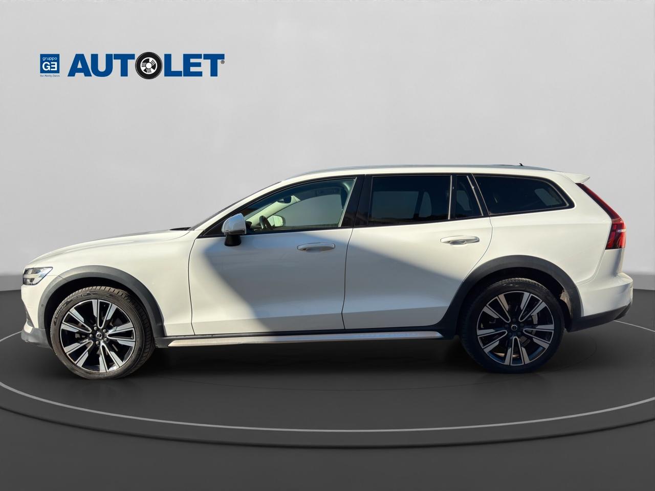 Volvo V60 B4 (d) Geartronic Momentum Business Pro