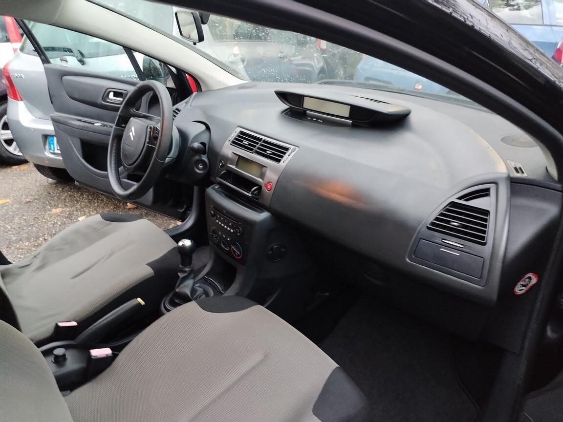 Citroen C4 1.4 benzina 2009 km 155000 CONSEGNA CON TAGLIANDO E DISTRIBUZIONE