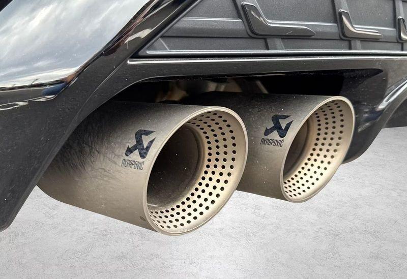 Audi A3 S3 SPB TFSI quattro S tronic Akrapovic Sonos 19"