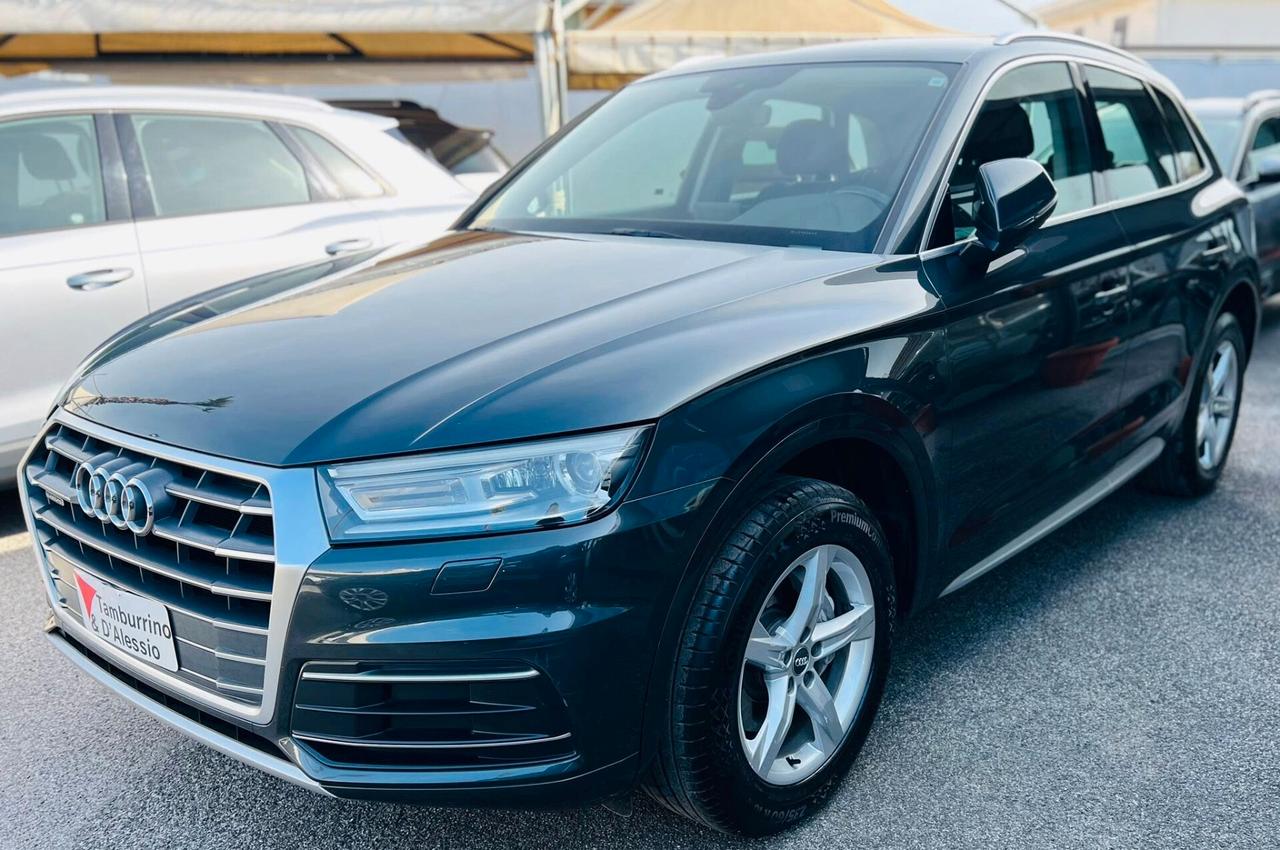 Audi Q5 2.0 TDI quattro S tronic Business Sport