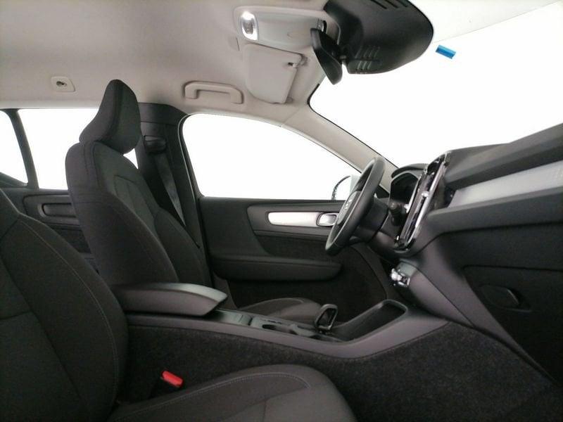 Volvo XC40 1.5 t2 Momentum auto my21
