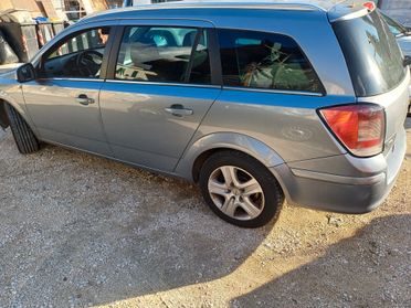 Opel Astra 1.7 CDTI 110CV Station Wagon Cosmo