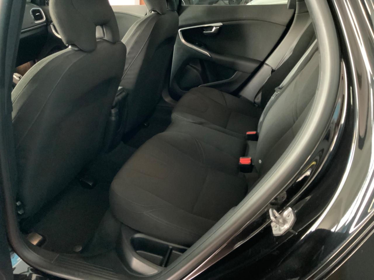 Volvo V40 D3 Momentum