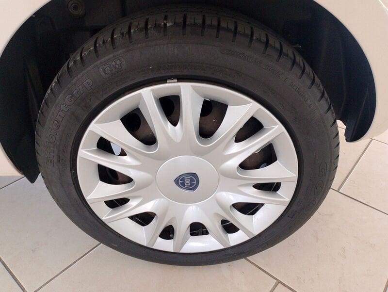 Lancia Ypsilon 3ª serie 1.3 MJT 16V 95 CV 5 porte S&S Silver