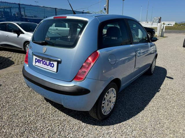 LANCIA Ypsilon 1.2 16V Platino