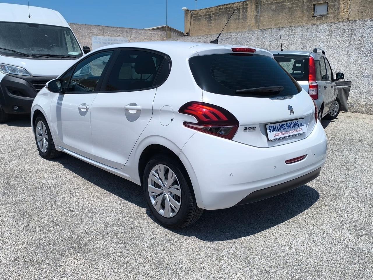 Peugeot 208 1.4 HDi 68 CV Active 2015