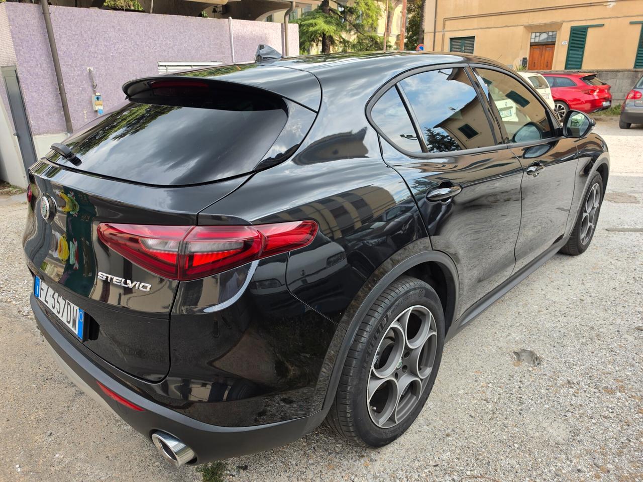 Alfa Romeo Stelvio 2.2 Turbodiesel 160 CV AT8 RWD Sport-Tech