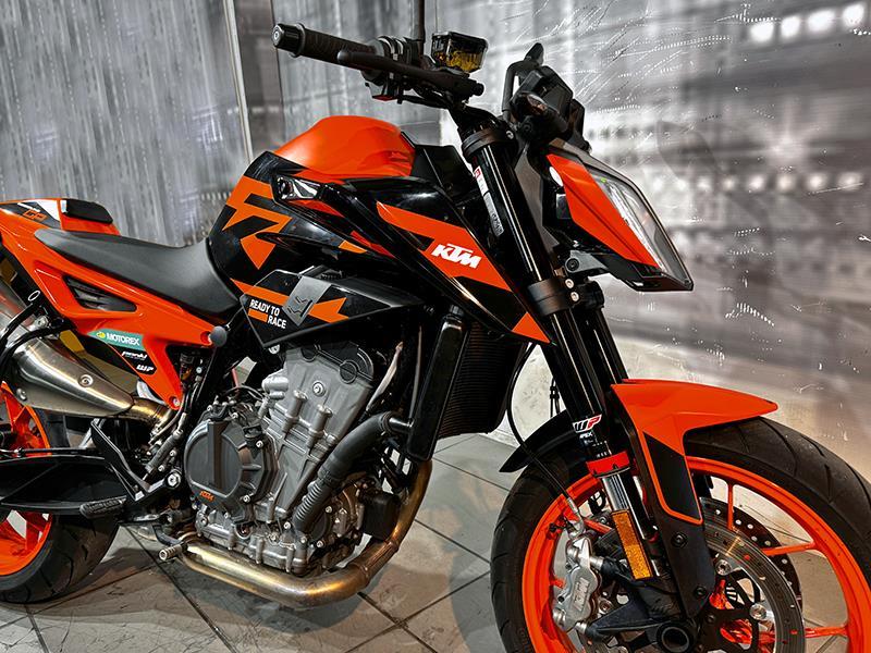 KTM Duke 890 GP