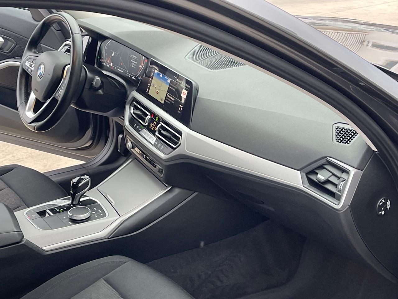 Bmw 320D 48V Touring Business Advantage