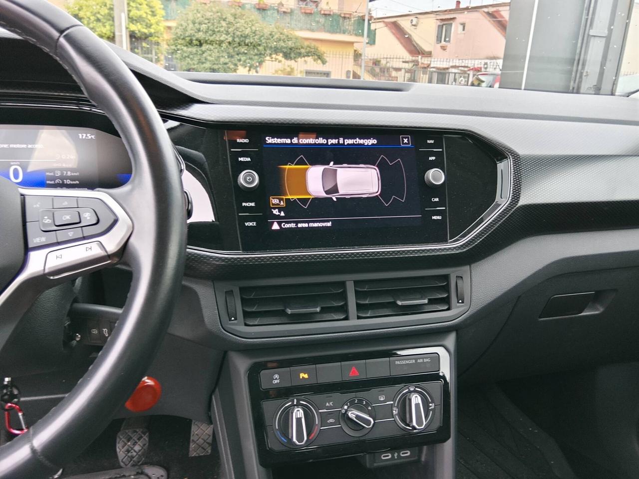 Volkswagen T-Cross 18 MILA KM!