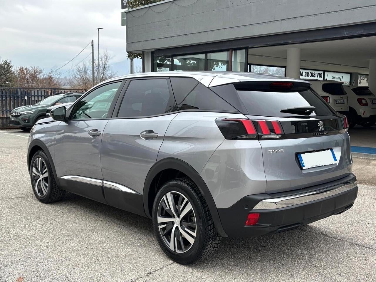Peugeot 3008 HDi 1.5/130 CV EAT8 Allure