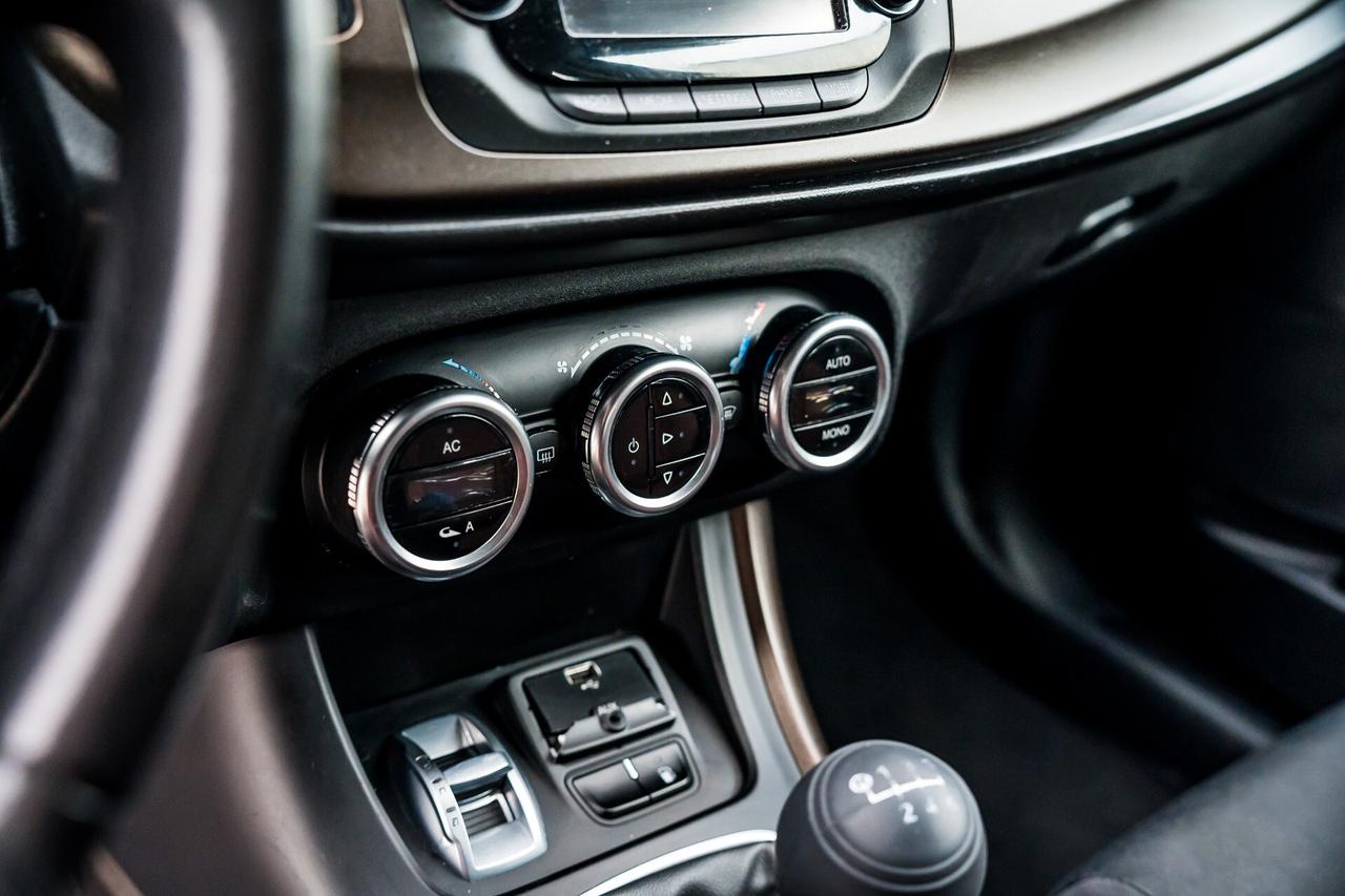 Alfa Romeo Giulietta 1.4 Turbo 120 CV GPL Distinctive