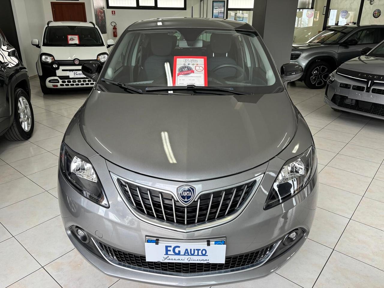 Lancia Ypsilon 1.0 FireFly 5 porte S&S Hybrid Platino