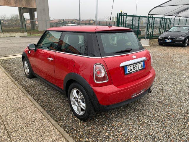 MINI One 1.6 16V One (72kW)