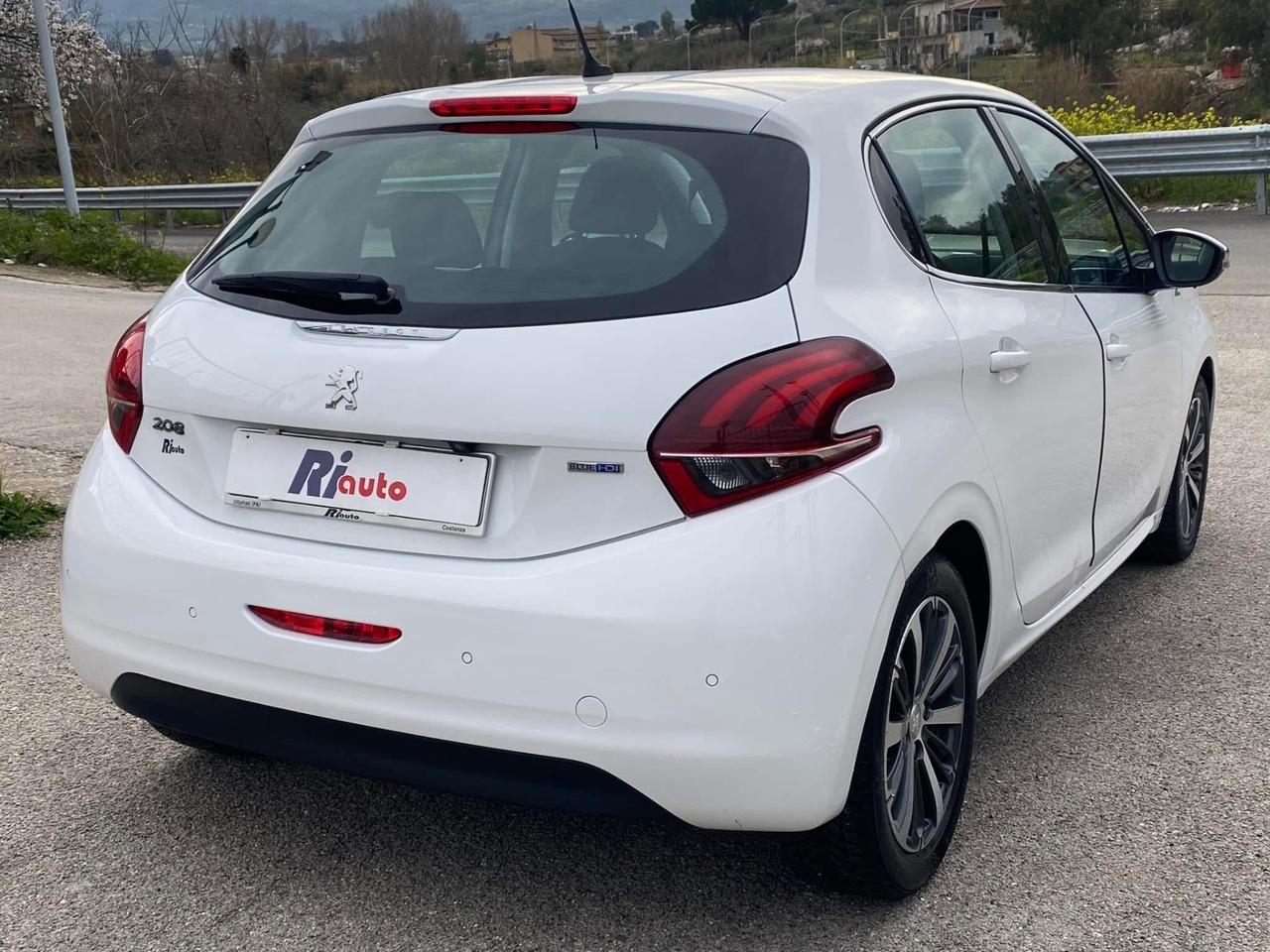 Peugeot 208 BlueHDi 75 5 porte Allure