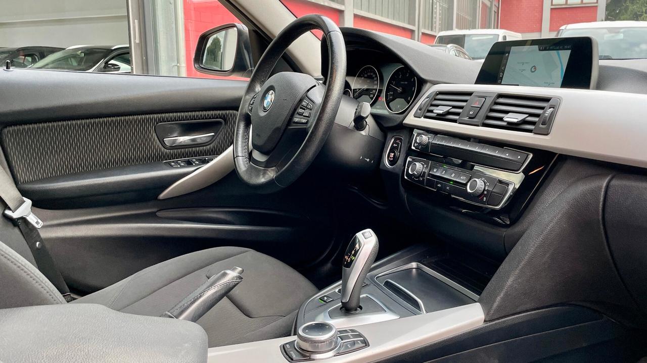 BMW 318D 2.0 TOURING ADVANTAGE 150CV - FULL LED