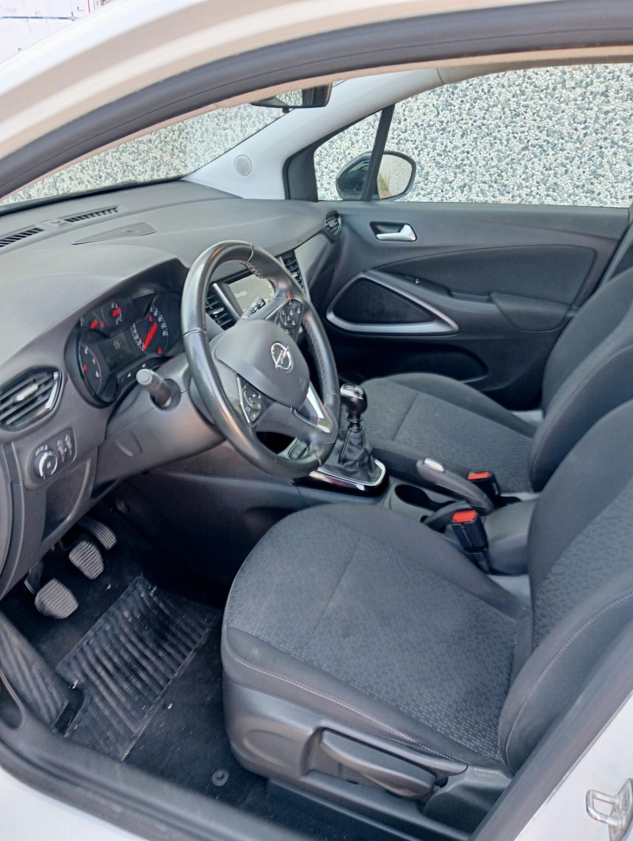 IN ARRIVO Opel Crossland X 1.2 110 CV Edition