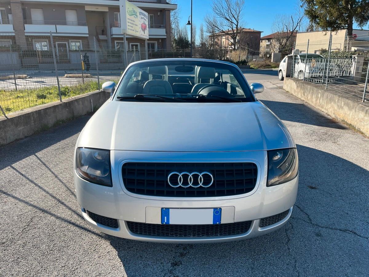 Audi TT Roadster 1.8 T 20V 179 CV cat