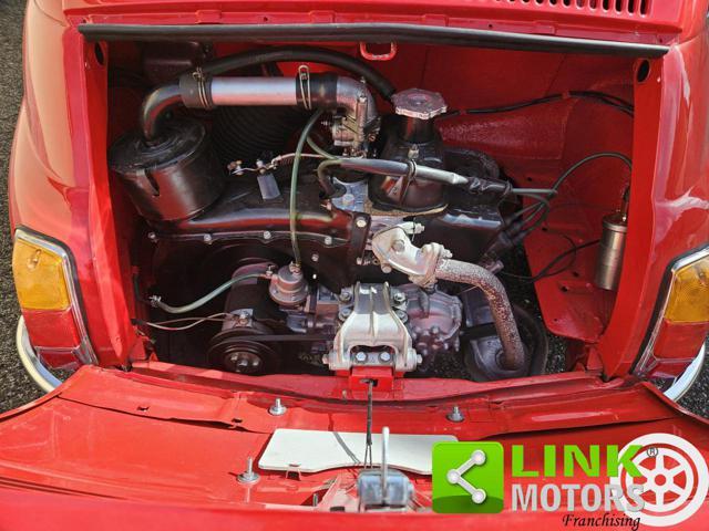 FIAT 500 F RHD del 1966 , guida a Destra