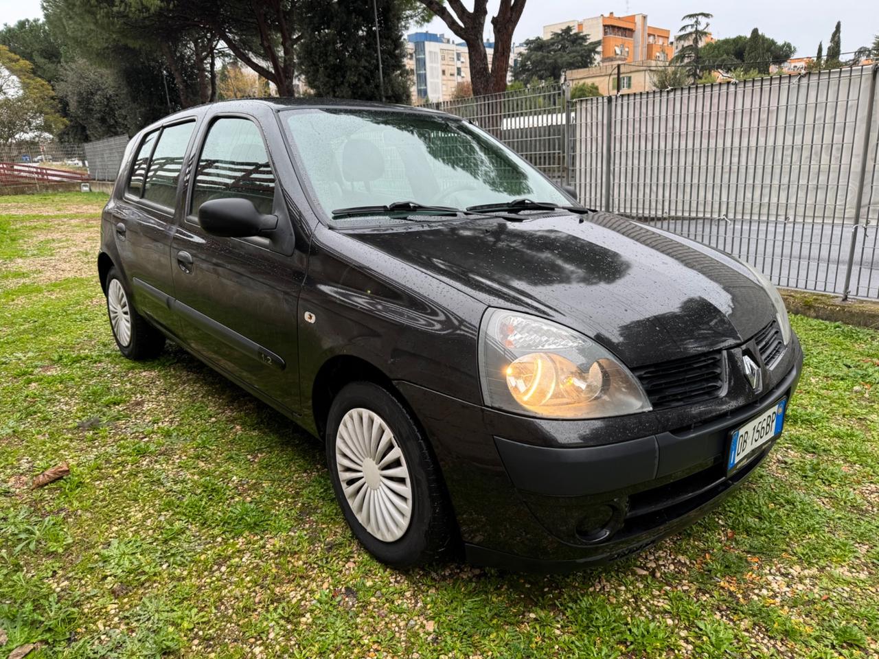 Renault Clio Storia 1.2 16V 5 porte Dynamique