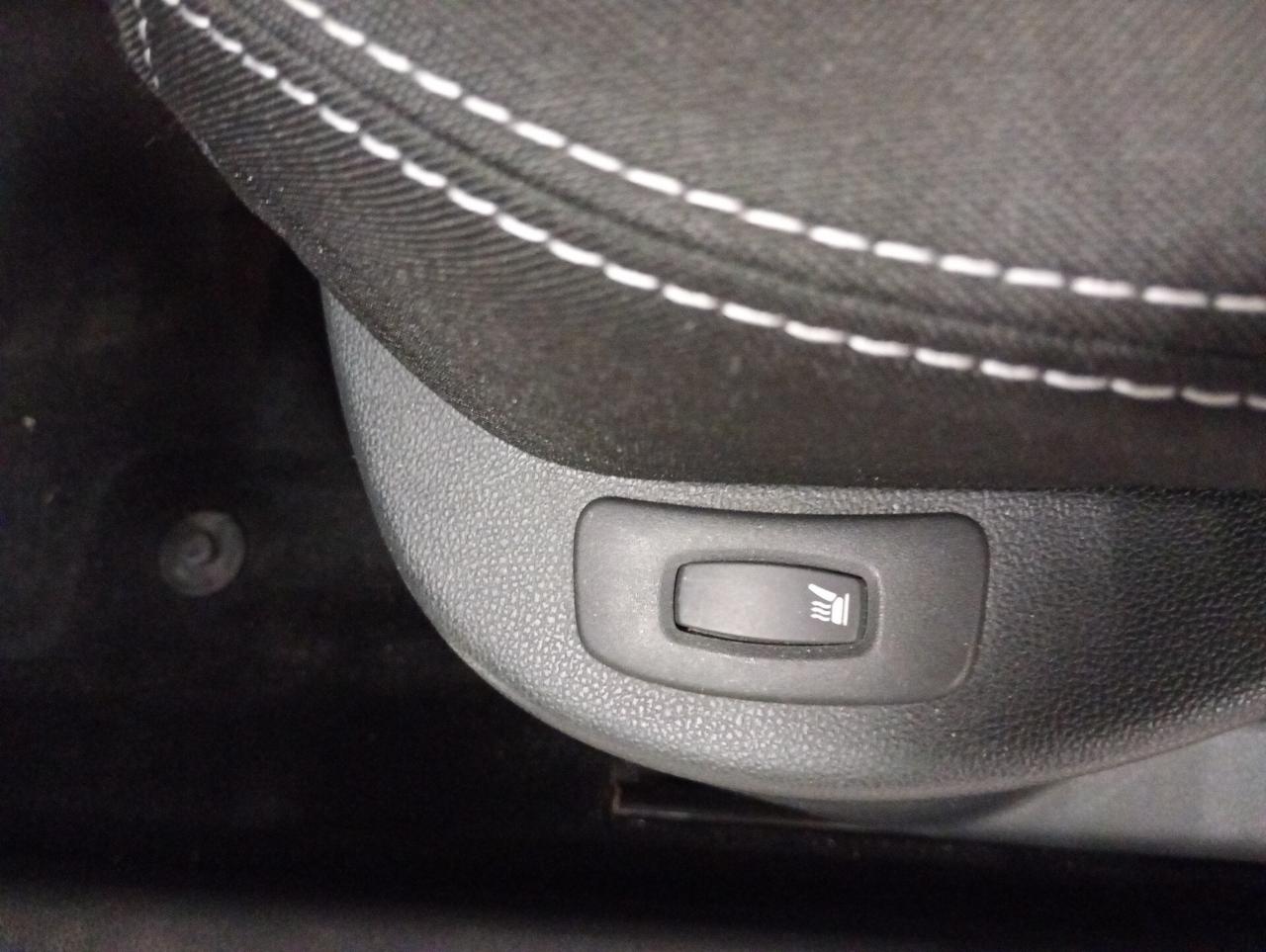 Renault Clio TCe 12V 90CV Start&Stop 5 porte LIMITED - NEOPATENTATI -