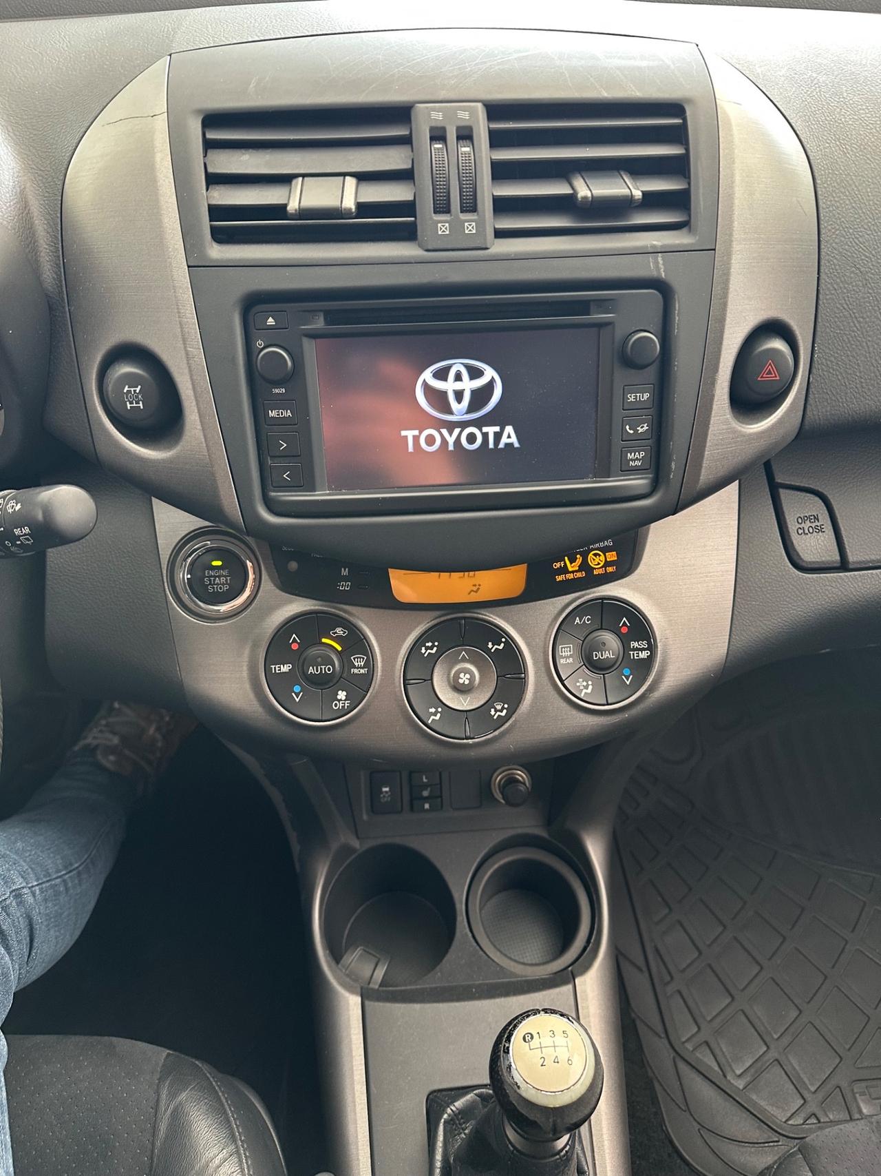 Toyota RAV 4 RAV4 Crossport 2.2 D-4D 150 CV Lounge