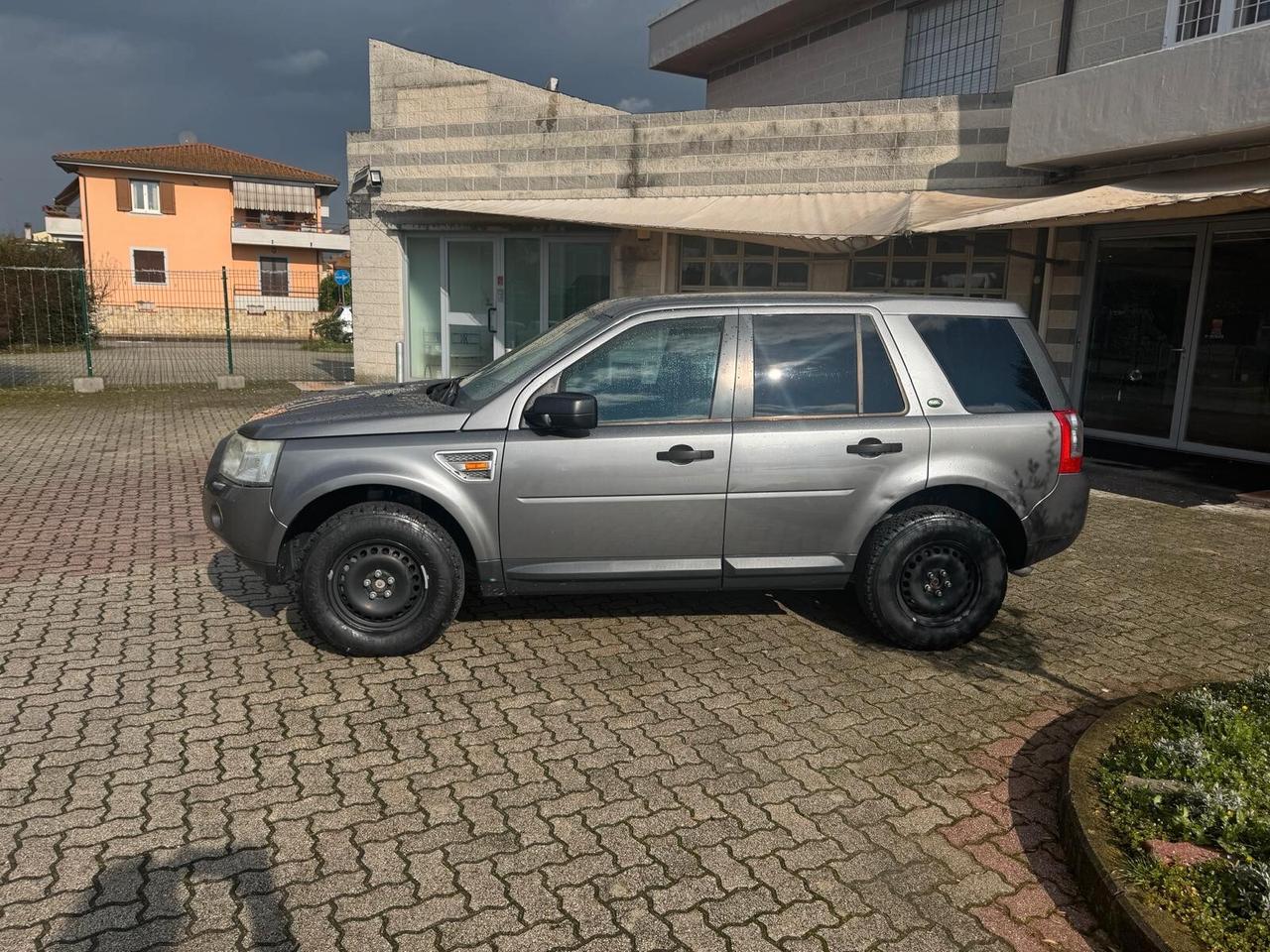 Land Rover Freelander 2.2 TD4 S.W. SE