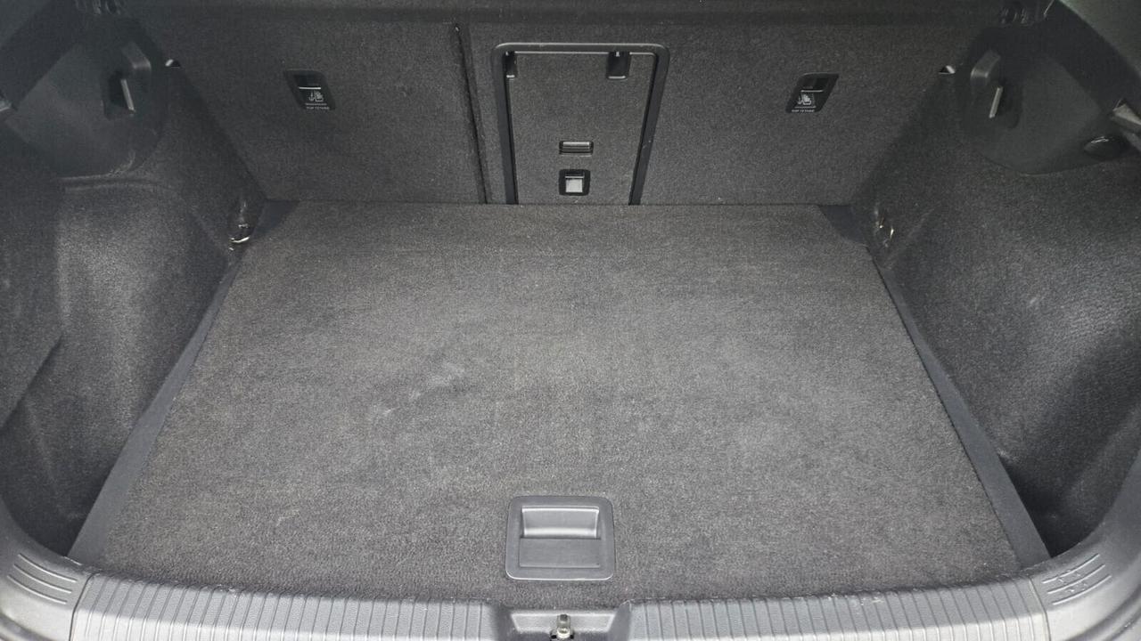 Volkswagen Golf 2.0 TDI Style IVA Neopatentati