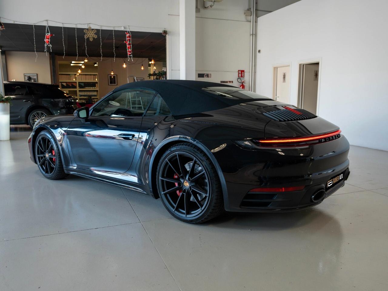 Porsche 911 Carrera 4S Cabriolet