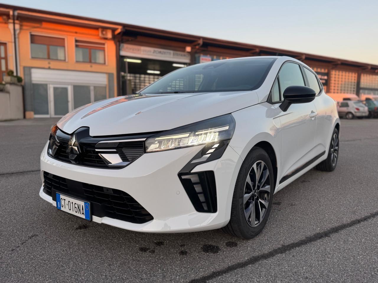 Mitsubishi Colt 1.0L turbo 90 CV Invite