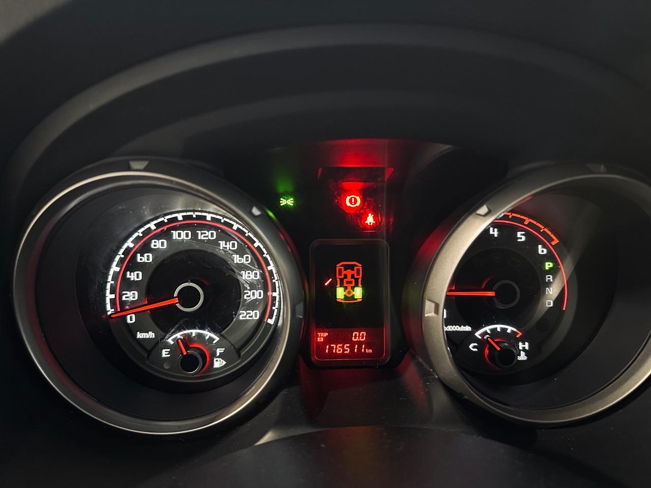 Mitsubishi Pajero 3.2 DI-D 16V Instyle 7 POSTI - RIDOTTE