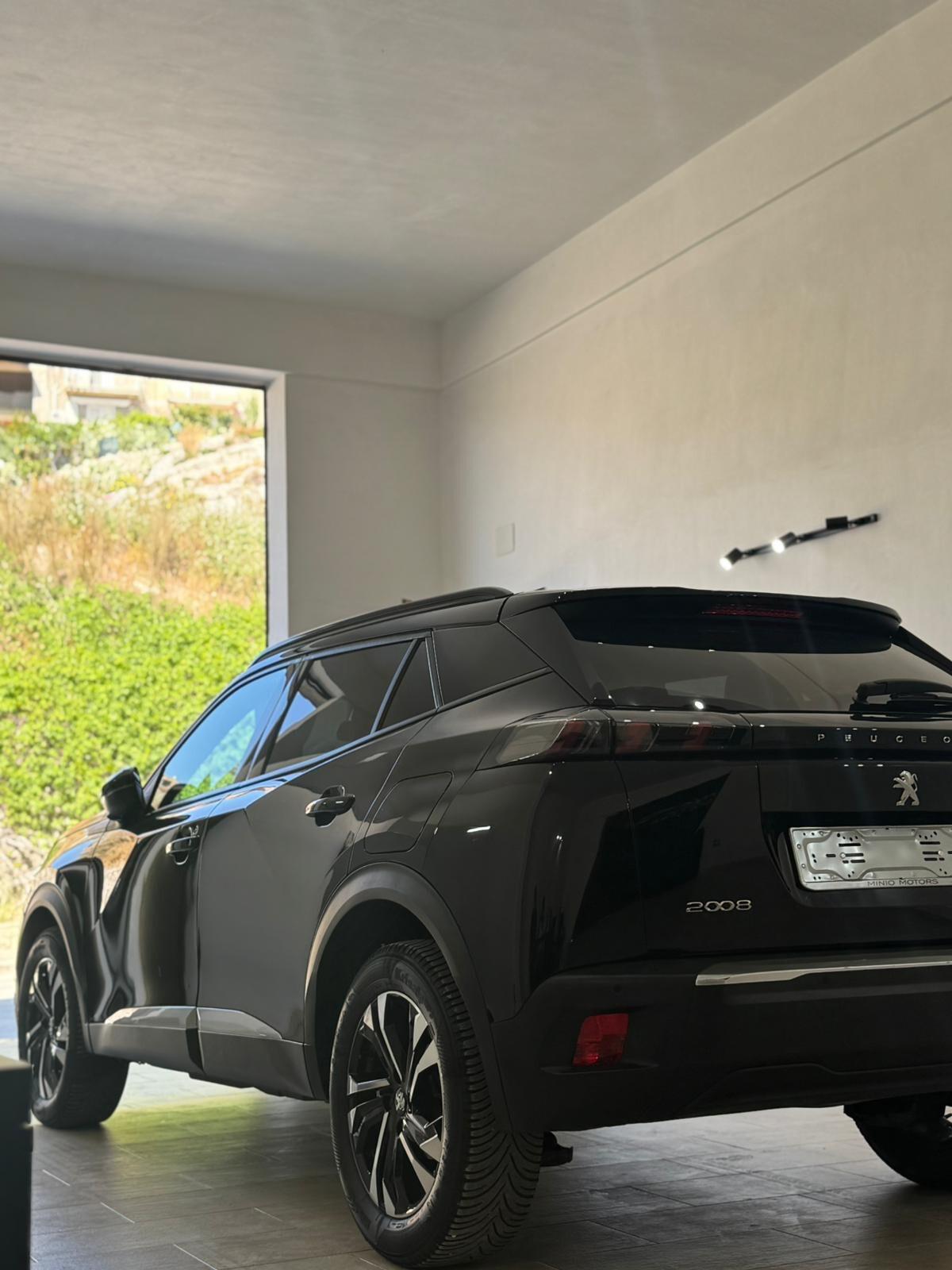 Peugeot 2008 BlueHDi 130 S&S EAT8 Allure Pack