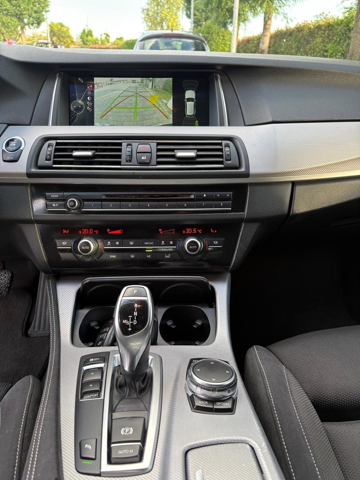 Bmw 525 525d Touring Luxury allestimento MSport