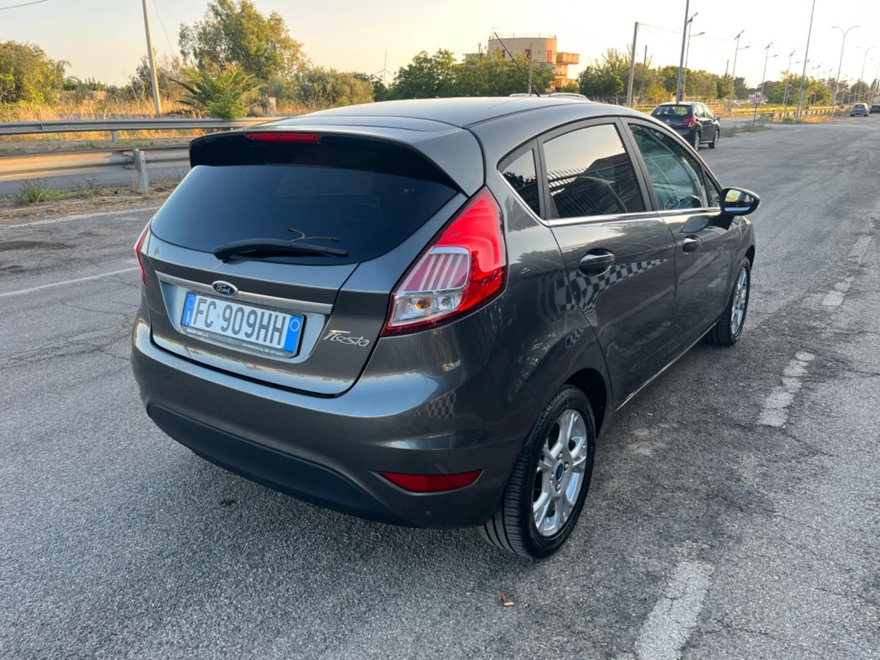 Ford Fiesta 1.5 TDCi 5 porte Titanium Unipro 2016