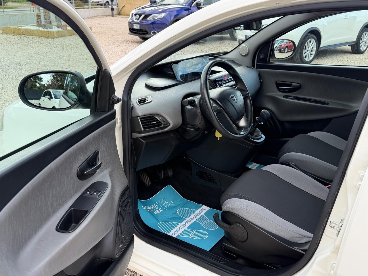 Lancia Ypsilon 1.2 69 CV 5 porte GPL Ecochic Gold