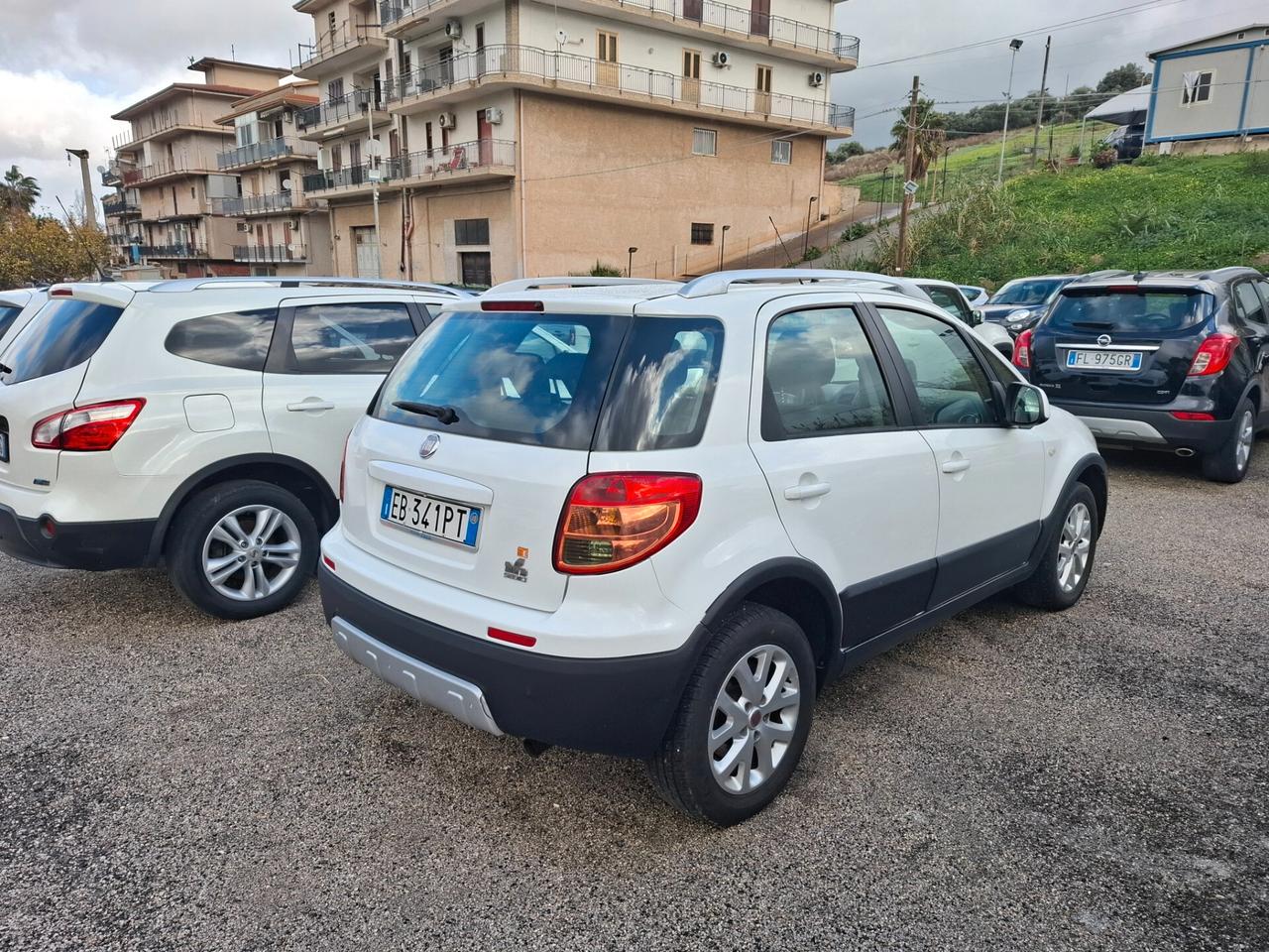 Fiat Sedici 2.0 MJT 16V DPF 4x4 Emotion 2011