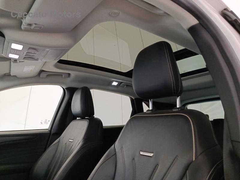 Ford Kuga 2.5 Full Hybrid Vignale AWD e-Shifter