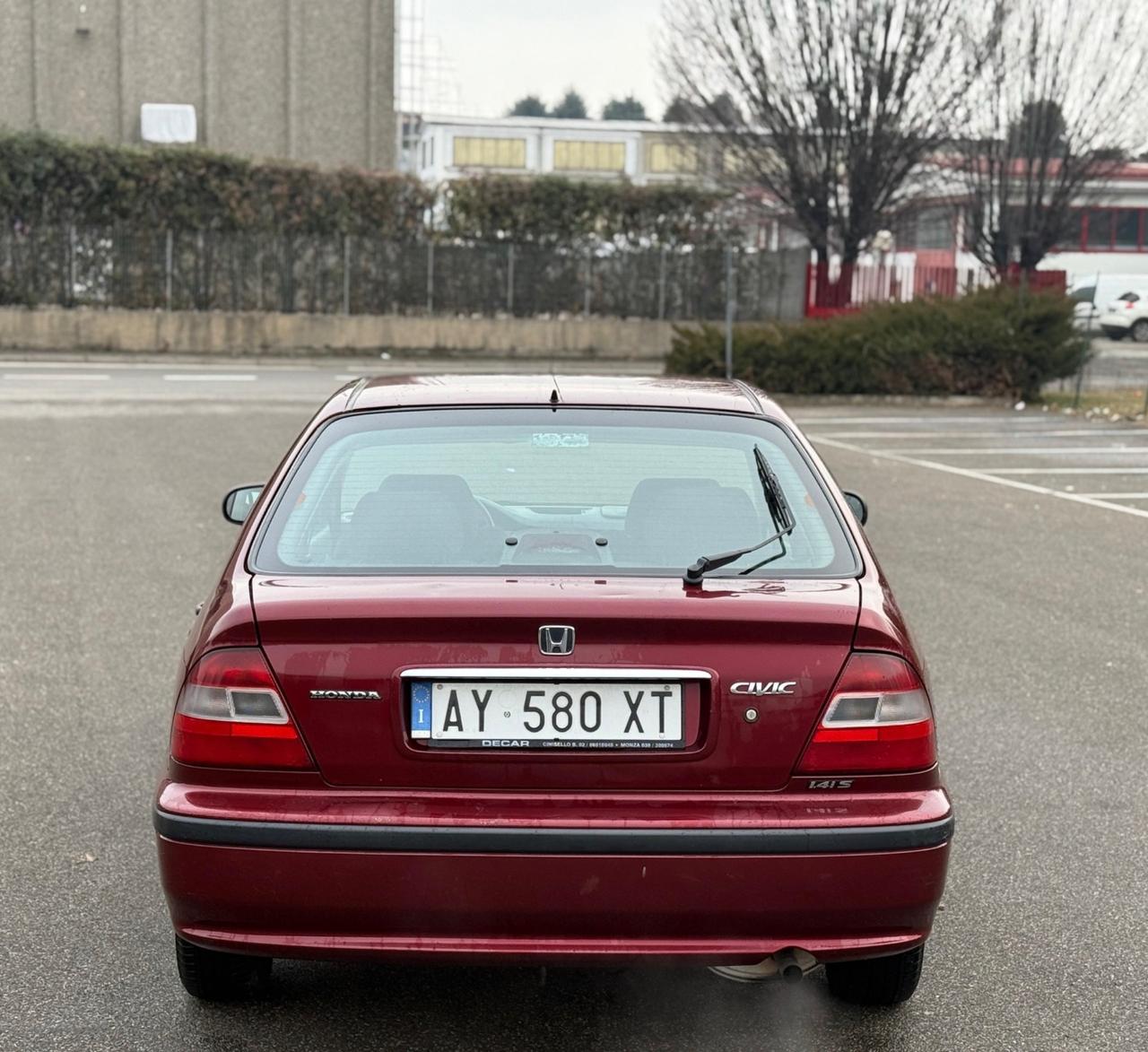 Honda Civic 1.4i 16V cat 5 porte