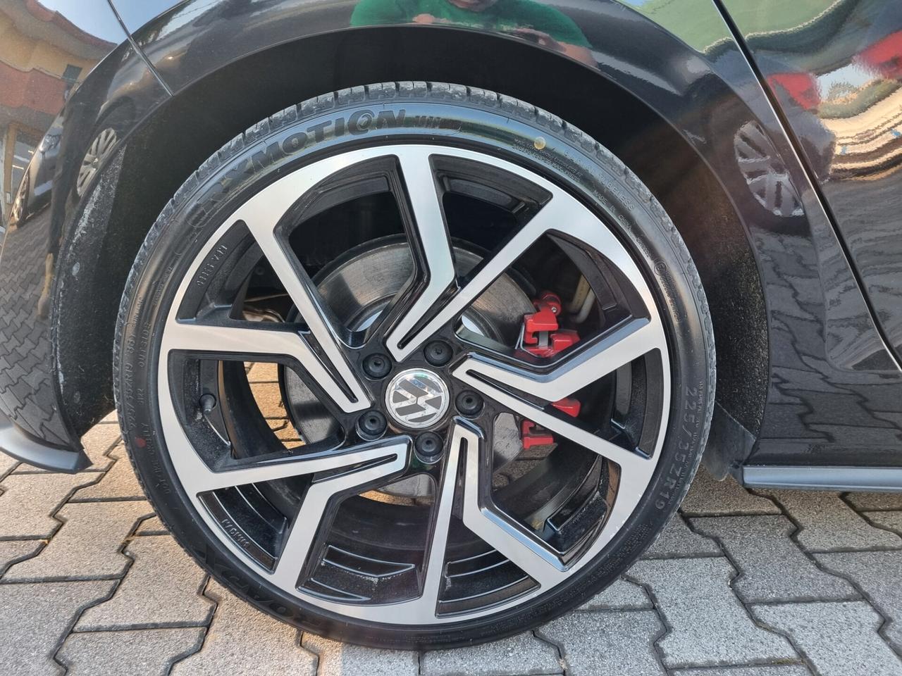 Volkswagen Golf GTI 2.0 245 CV TSI 5p.
