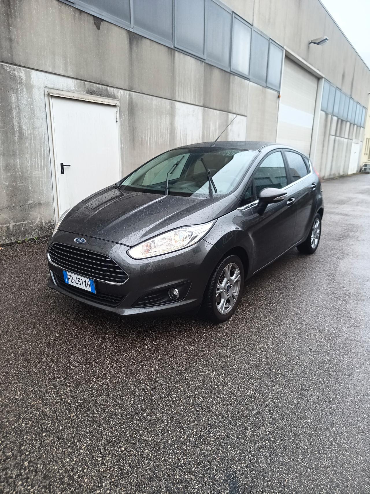 Ford Fiesta 1.4 5p. Bz.- GPL Titanium
