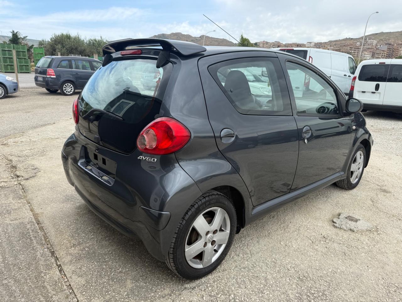 Toyota Aygo 1.0 12V VVT-i 5 porte