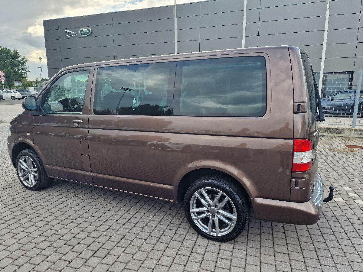 VOLKSWAGEN - Caravelle T5 4MOTION 8 POSTI
