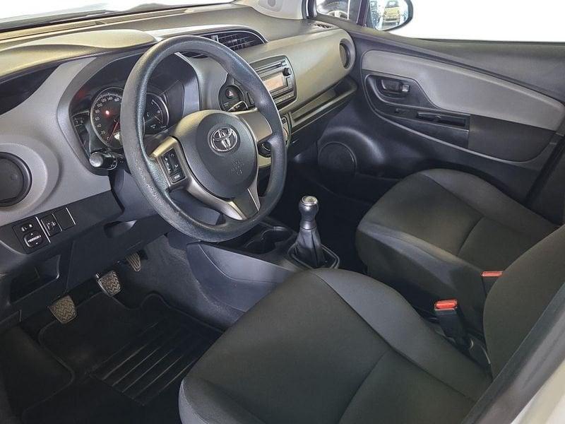Toyota Yaris 3ª serie 1.0 5 porte Cool