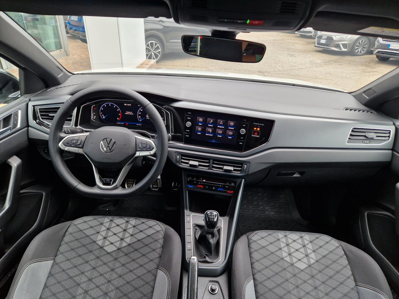 Volkswagen Taigo 1.0 TSI 110 CV R-Line