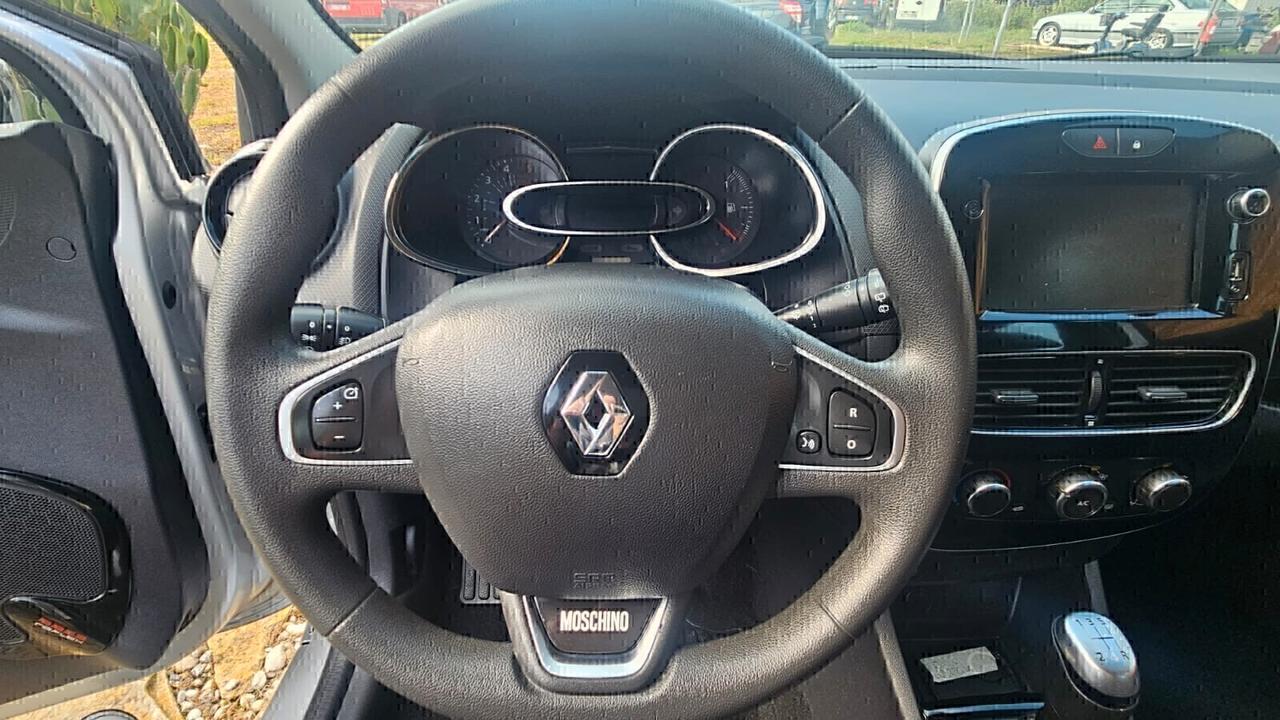 Renault Clio dCi 8V 75 CV 5 porte Moschino Life
