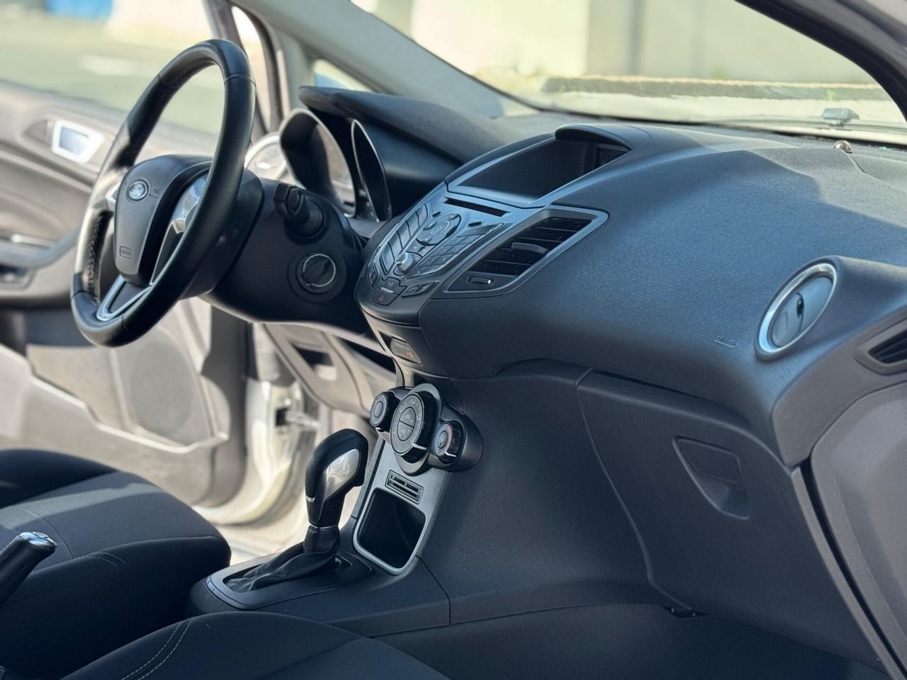 FORD FIESTA 1.0 BENZINA AUTOMATICA GARANZIA 12 MESI