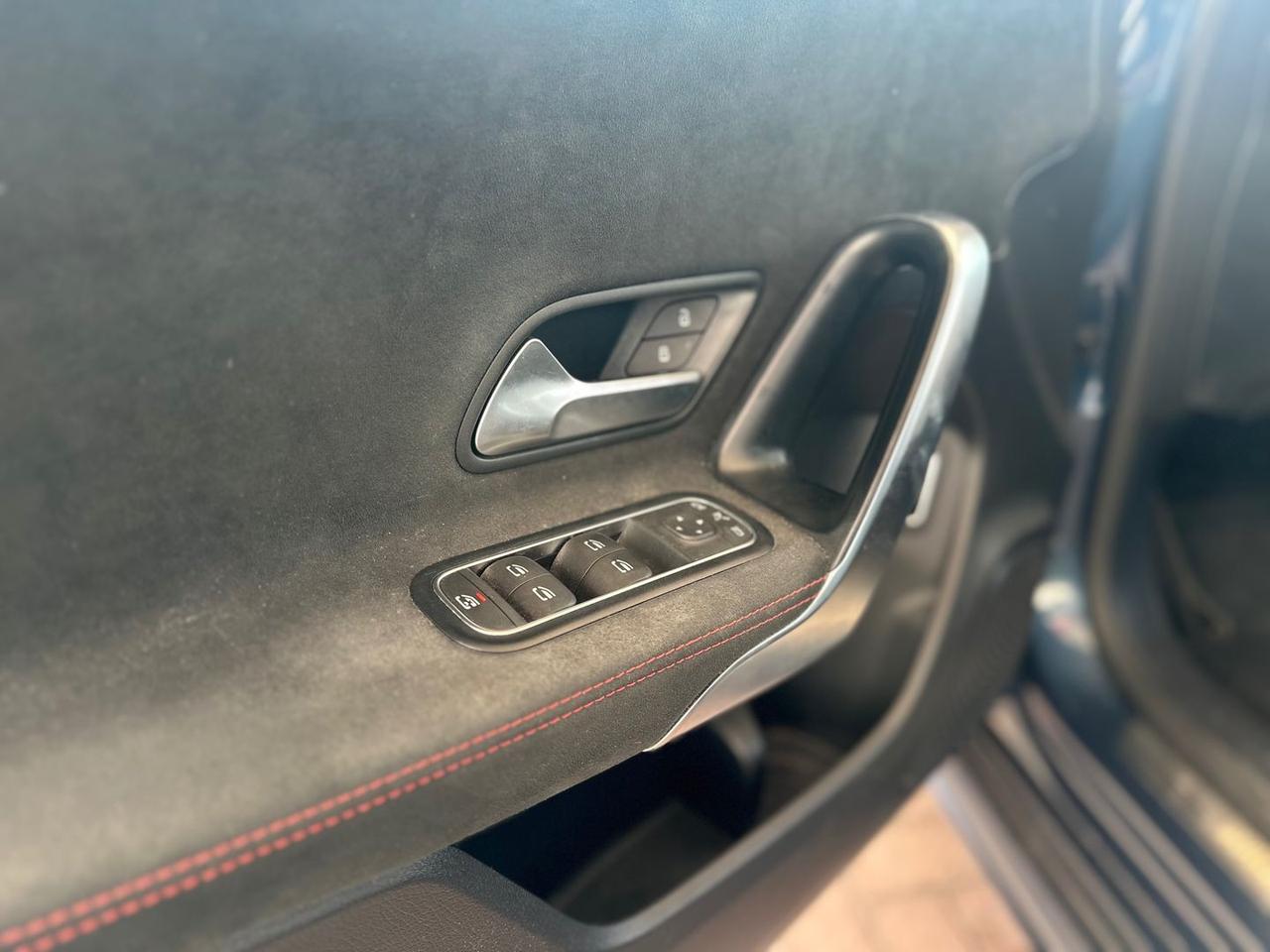 Mercedes-Benz A 180 AMG Line Advanced A 180 #6775