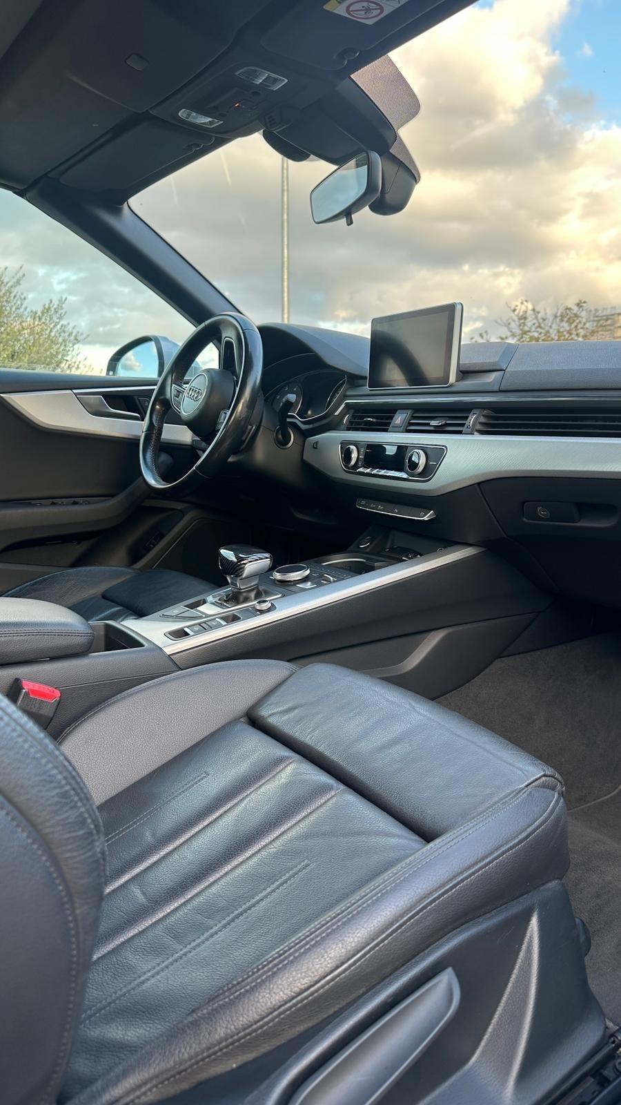 Audi A5 Cabrio 2.0 TDI 190 CV S tronic Design