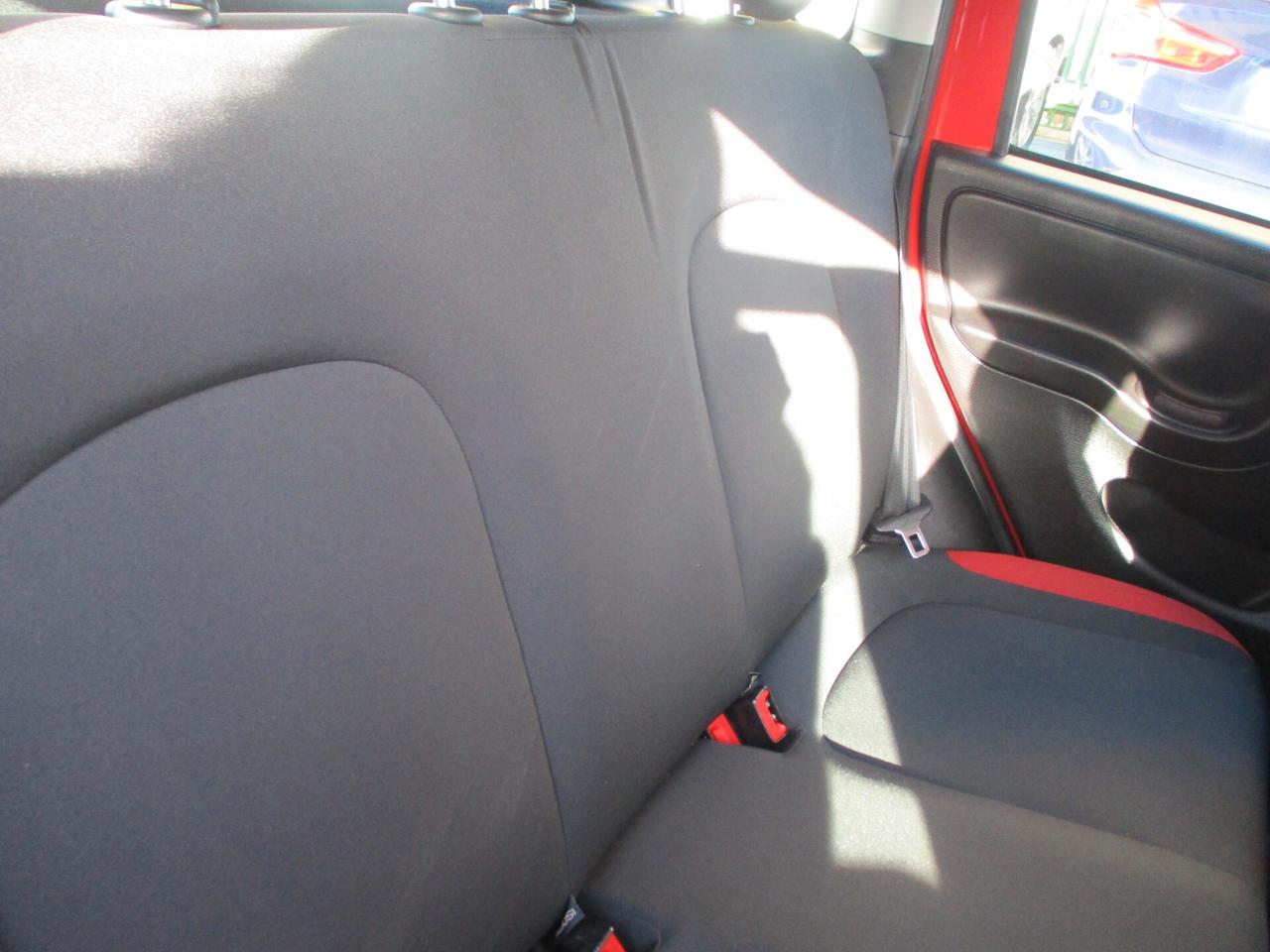 Fiat Panda 1.2 LOUNGE E6 69CV PACK 90000 KM