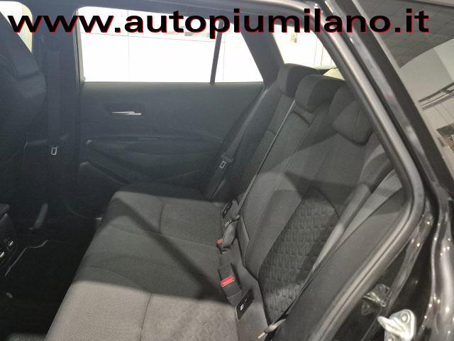 TOYOTA Corolla Touring Sports 1.8 Hybrid Business